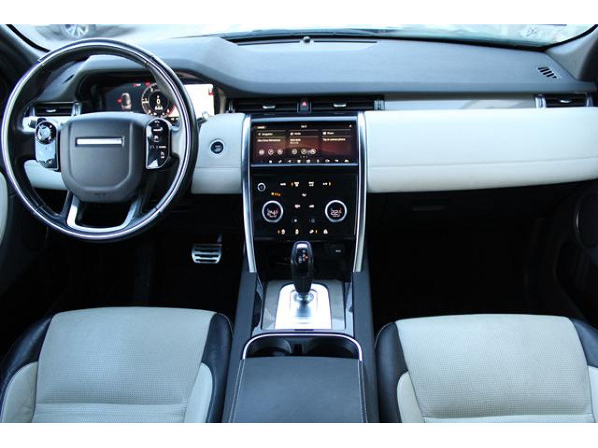 Land Rover Discovery Sport 2.0 R-DYNAMIC 4WD 