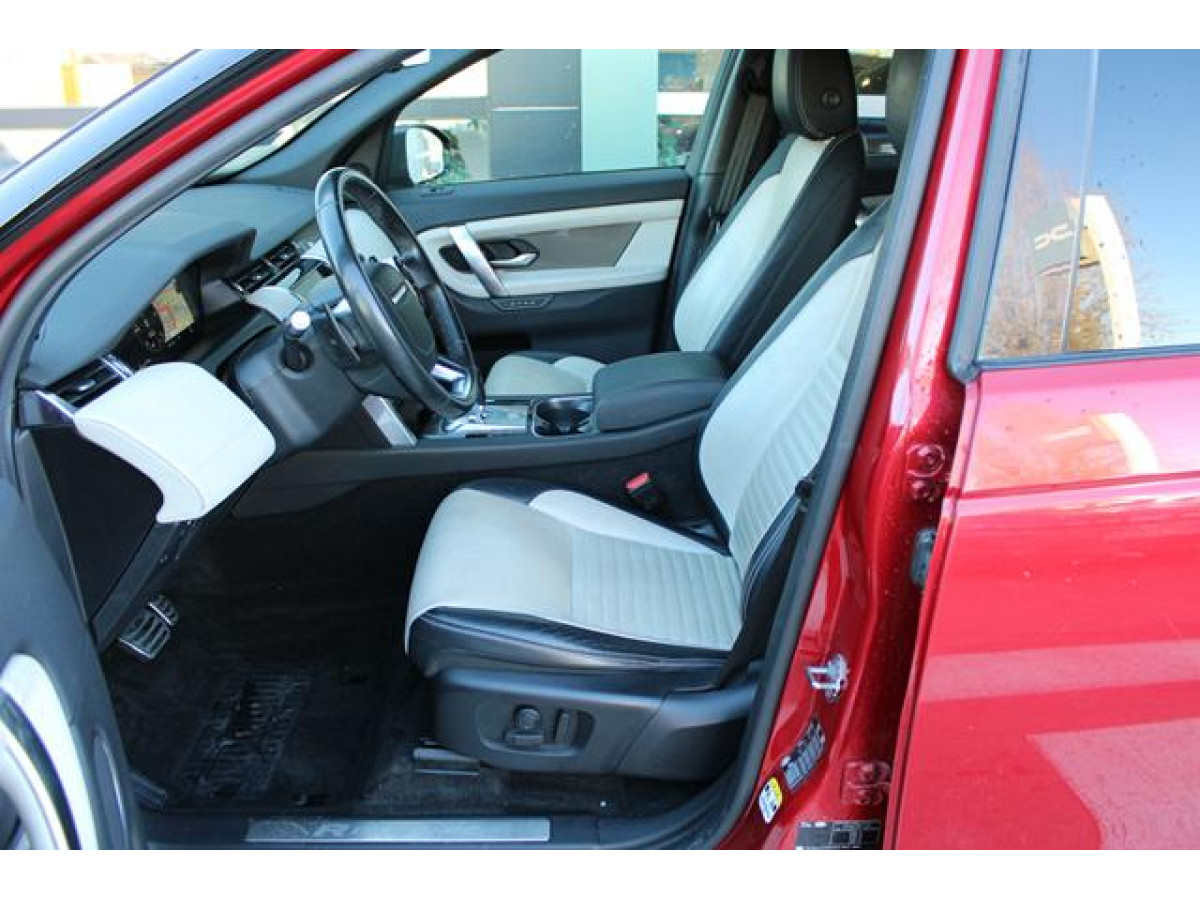 Land Rover Discovery Sport 2.0 R-DYNAMIC 4WD 