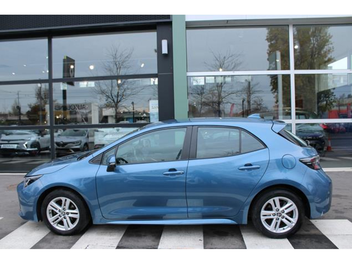 Toyota Corolla 1.2 Luna 