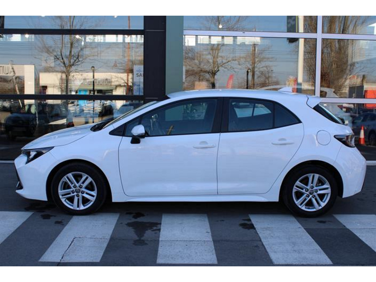 Toyota Corolla 1.2 Luna 