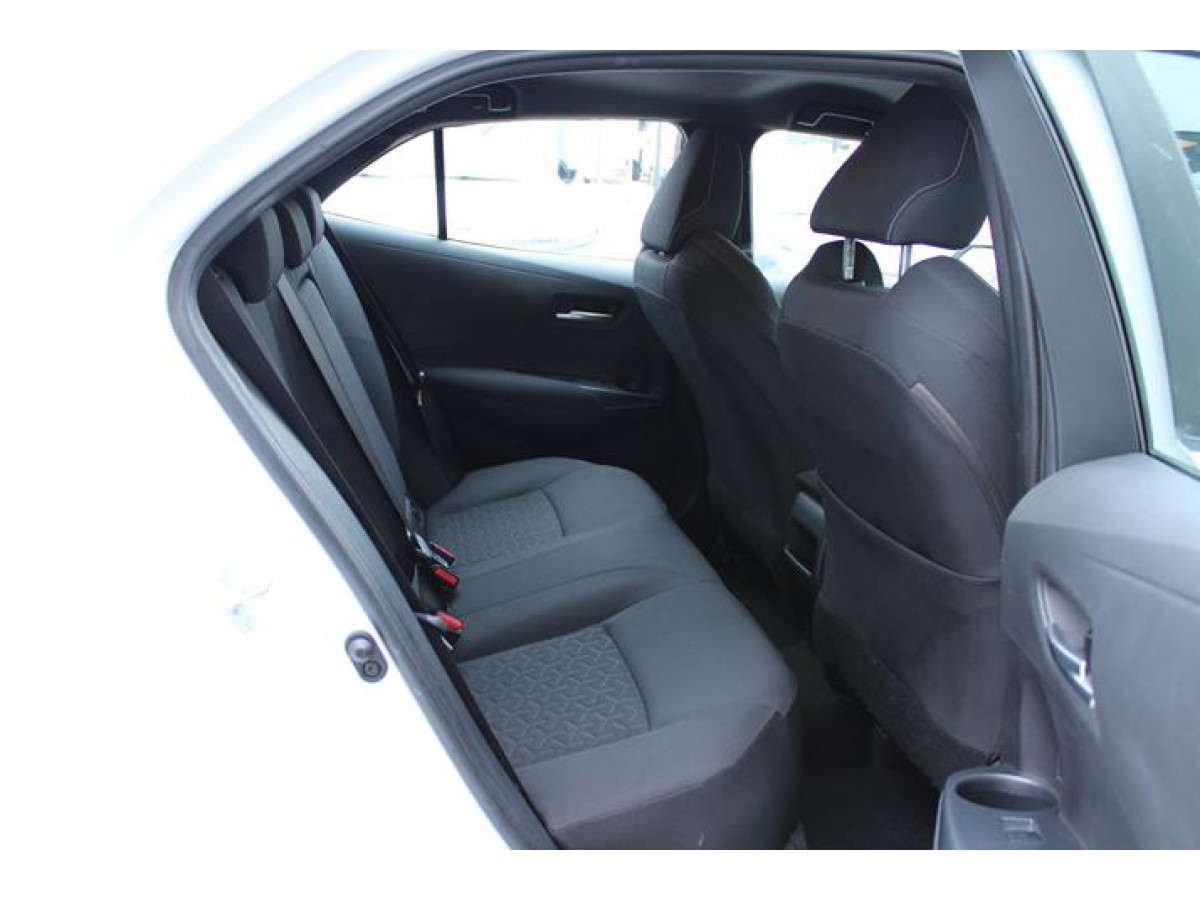Toyota Corolla 1.2 Luna 
