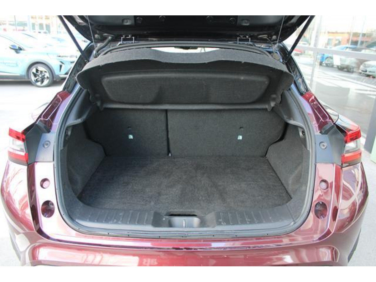 Nissan Juke 1.0 DIG-T DCT 