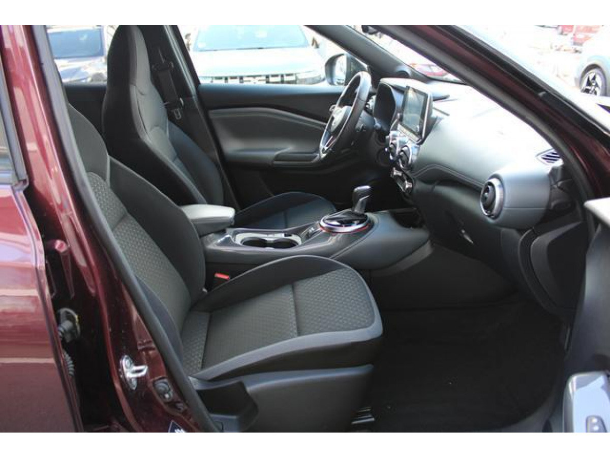 Nissan Juke 1.0 DIG-T DCT 