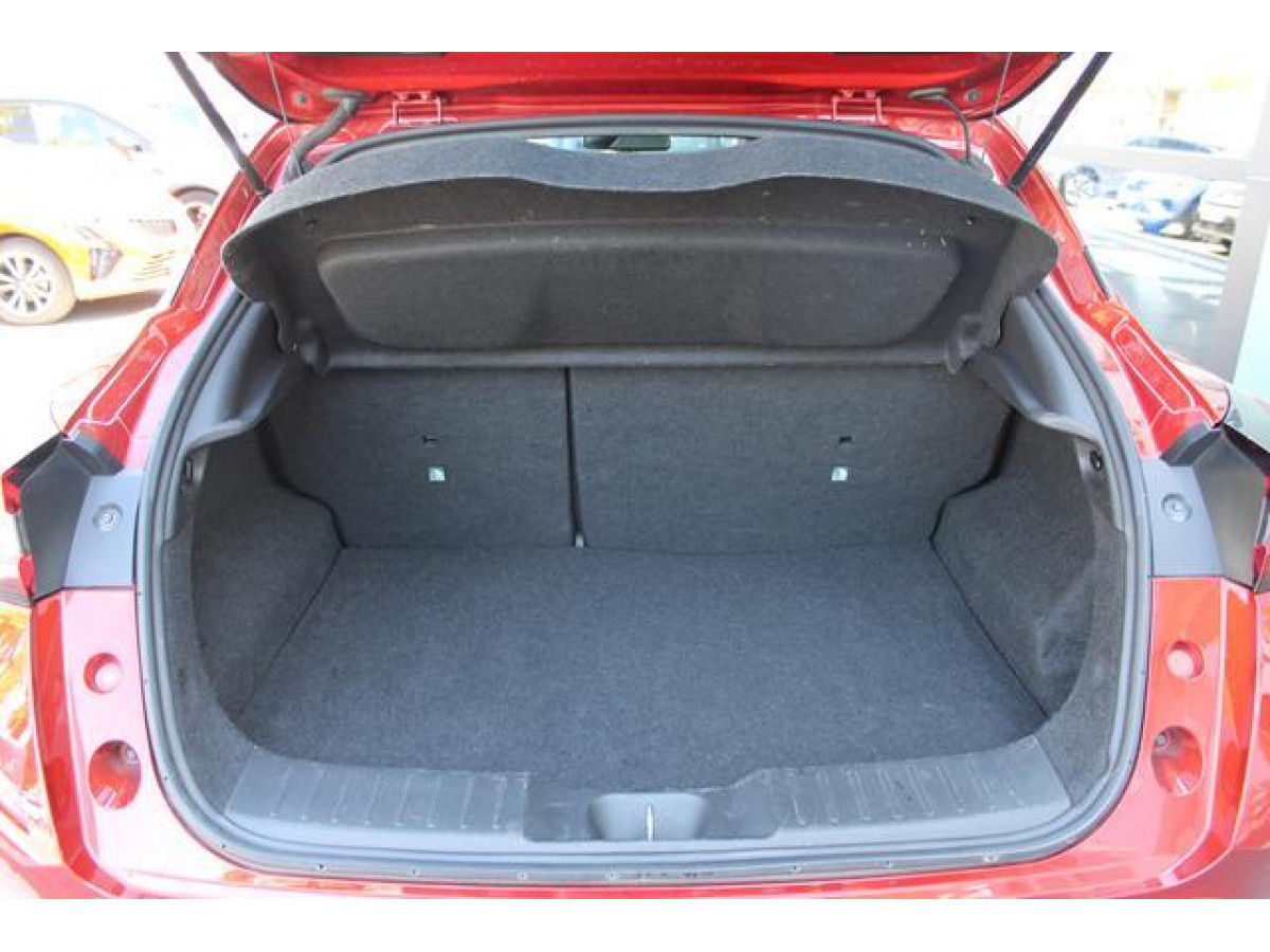 Nissan Juke 1.6 Hybrid DCT 