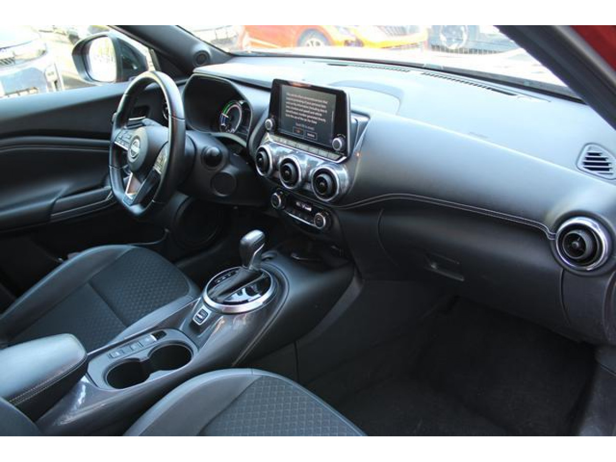 Nissan Juke 1.6 Hybrid DCT 