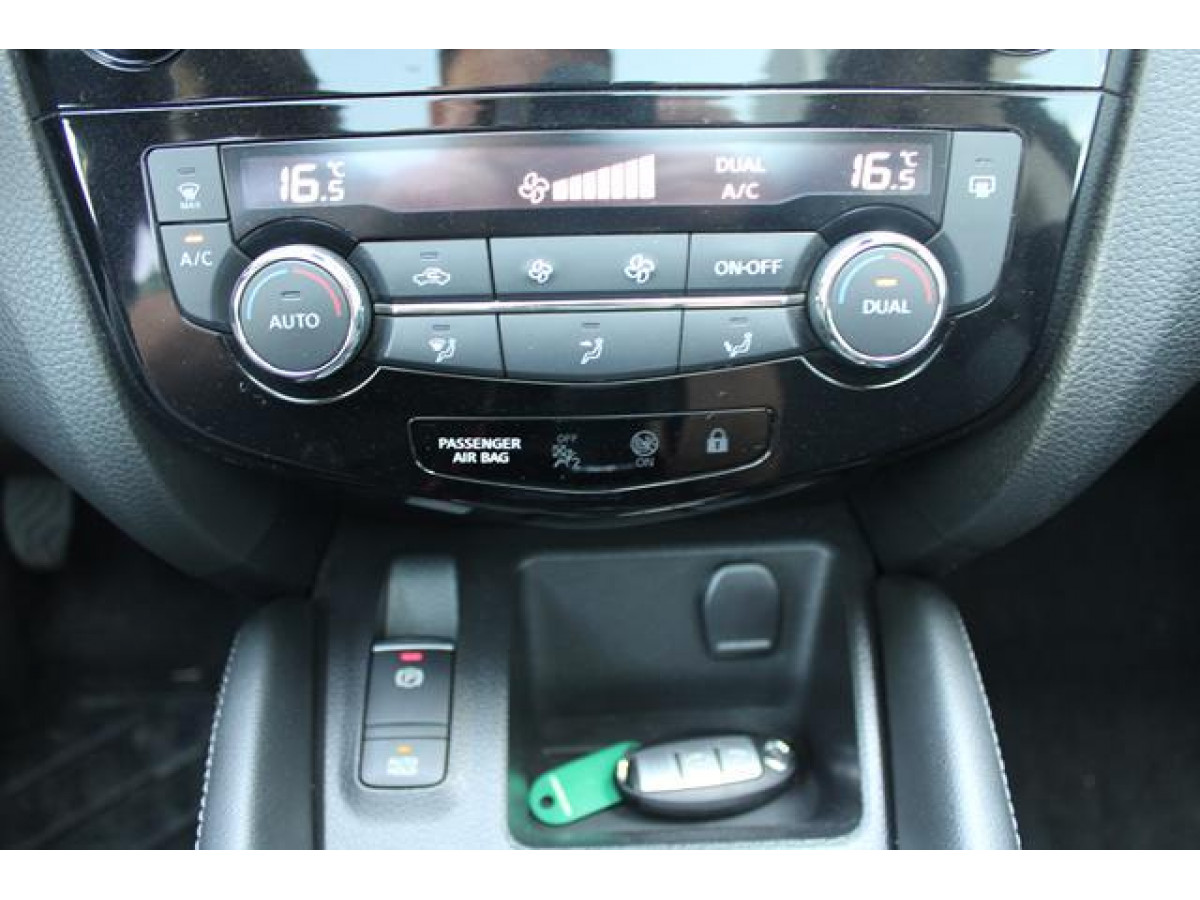 Nissan Qashqai 1.2 N-CONNECTA 