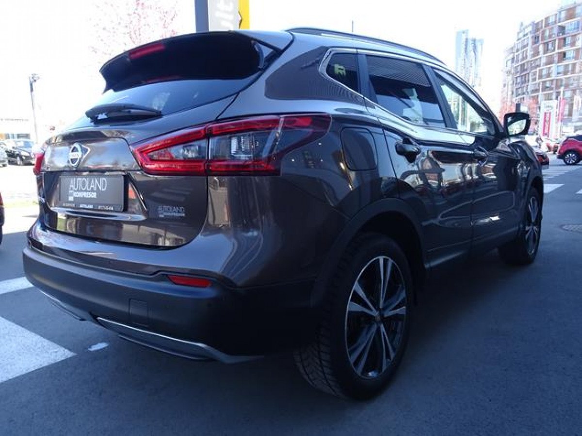 Nissan Qashqai 1.3 N-Connecta 