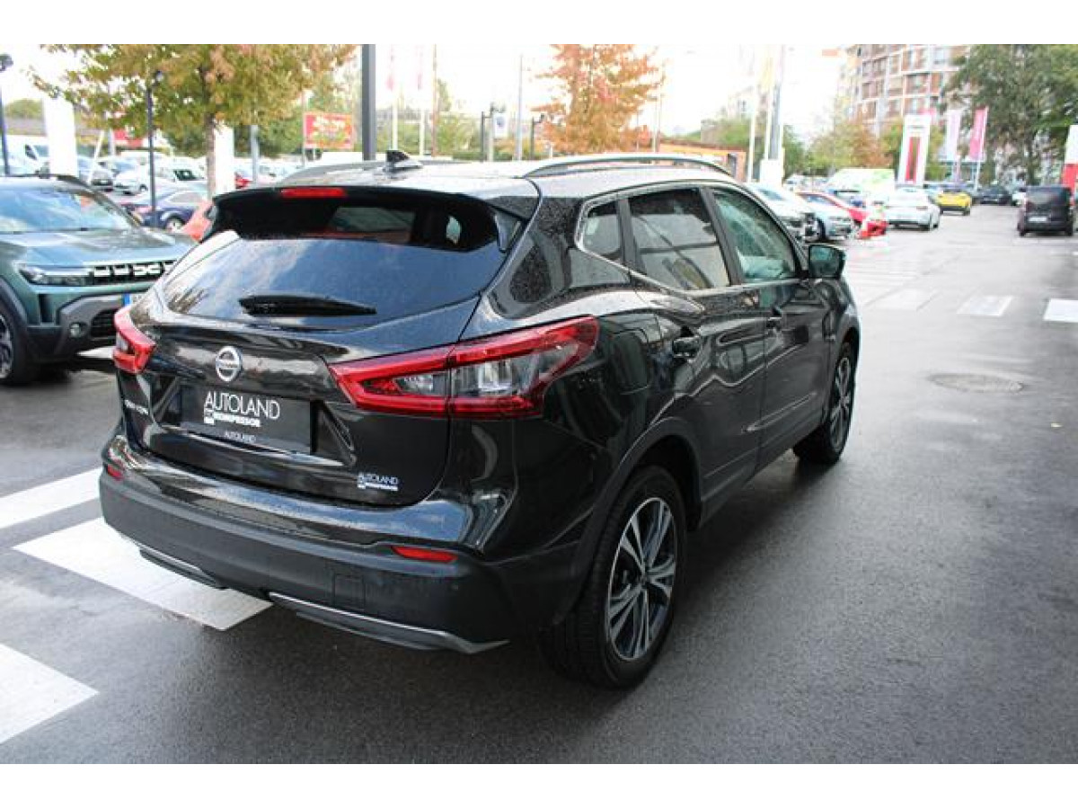 Nissan Qashqai 1.3 tCe CVT 