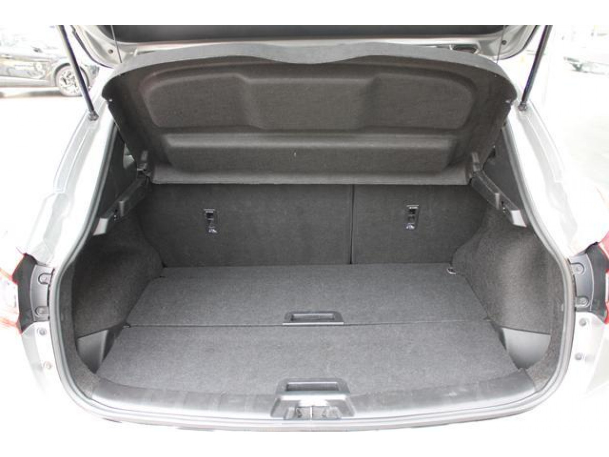 Nissan Qashqai 1.3 tCe EDC 