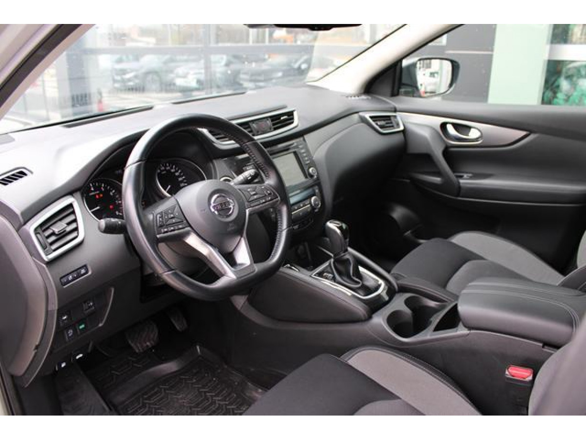 Nissan Qashqai 1.3 tCe EDC 