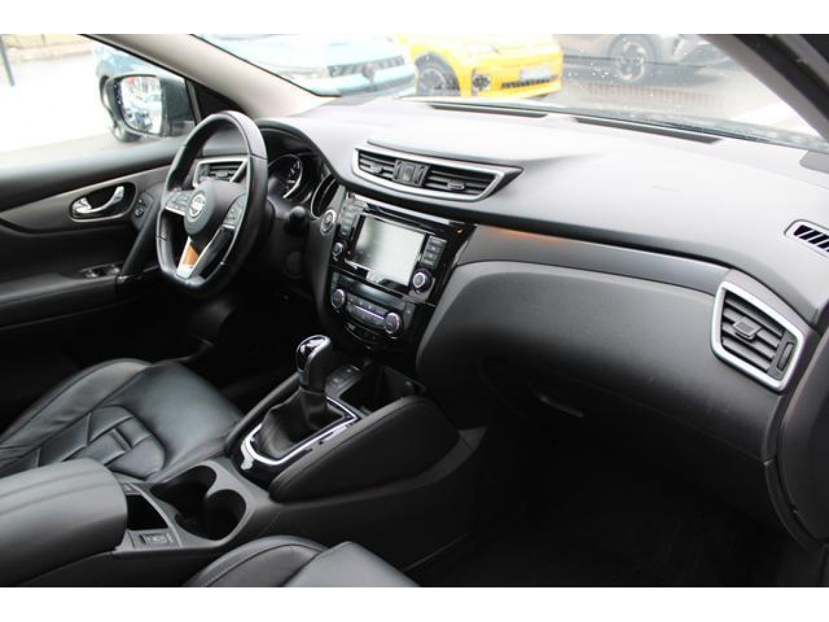 Nissan Qashqai 1.3 tCe TEKNA CVT 