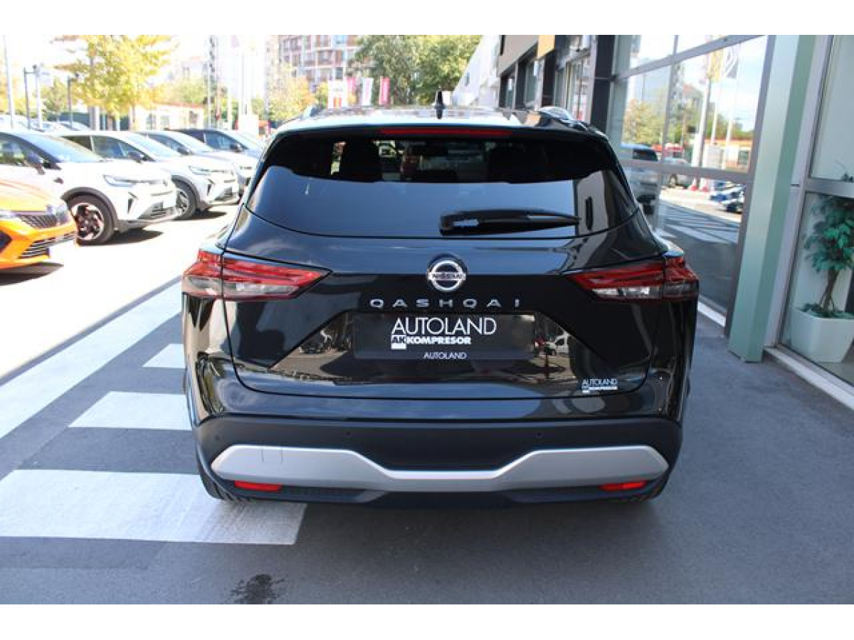 Nissan Qashqai 1.3 tCe TEKNA CVT 