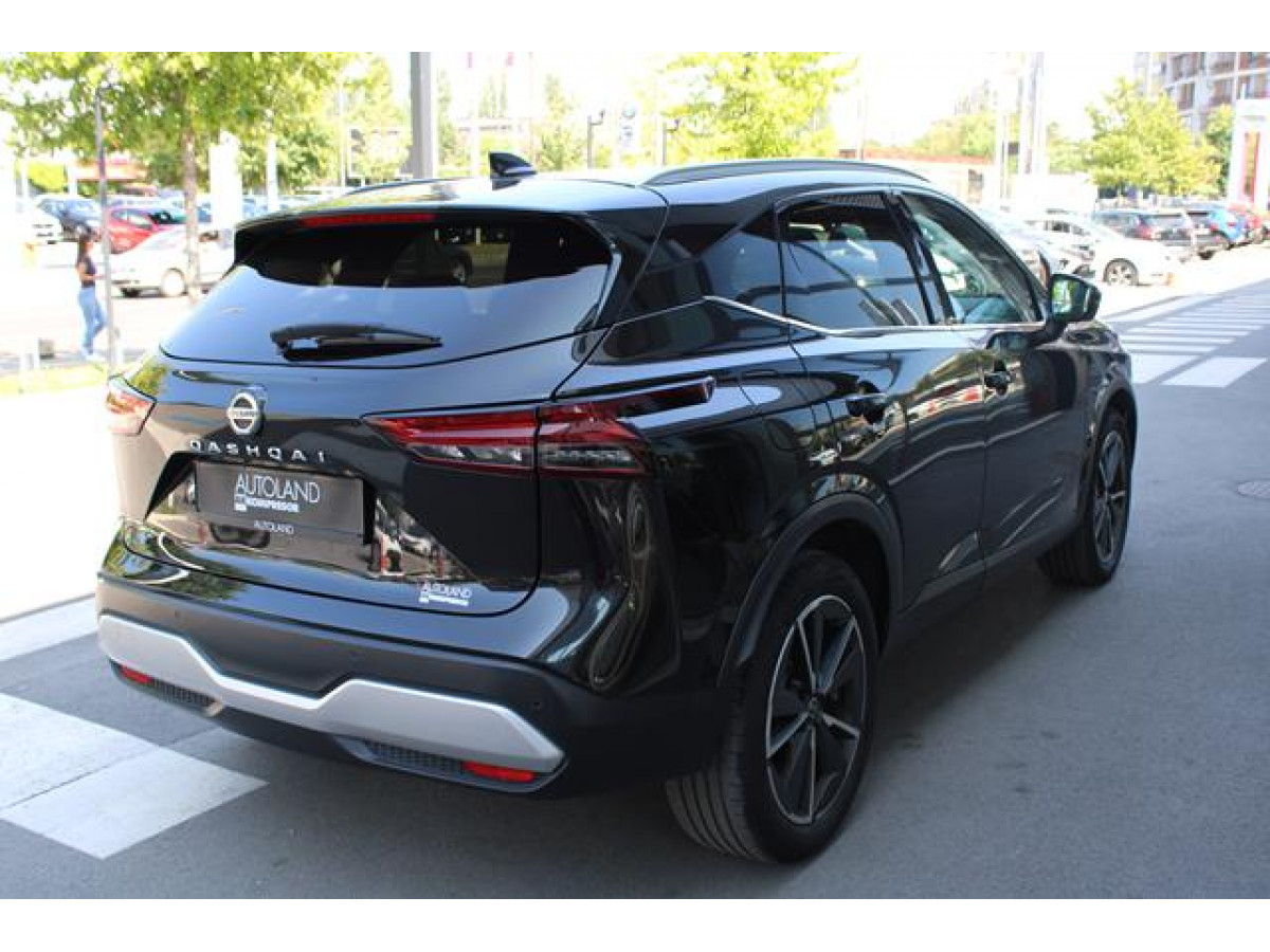 Nissan Qashqai 1.3 158 TEKNA CVT 