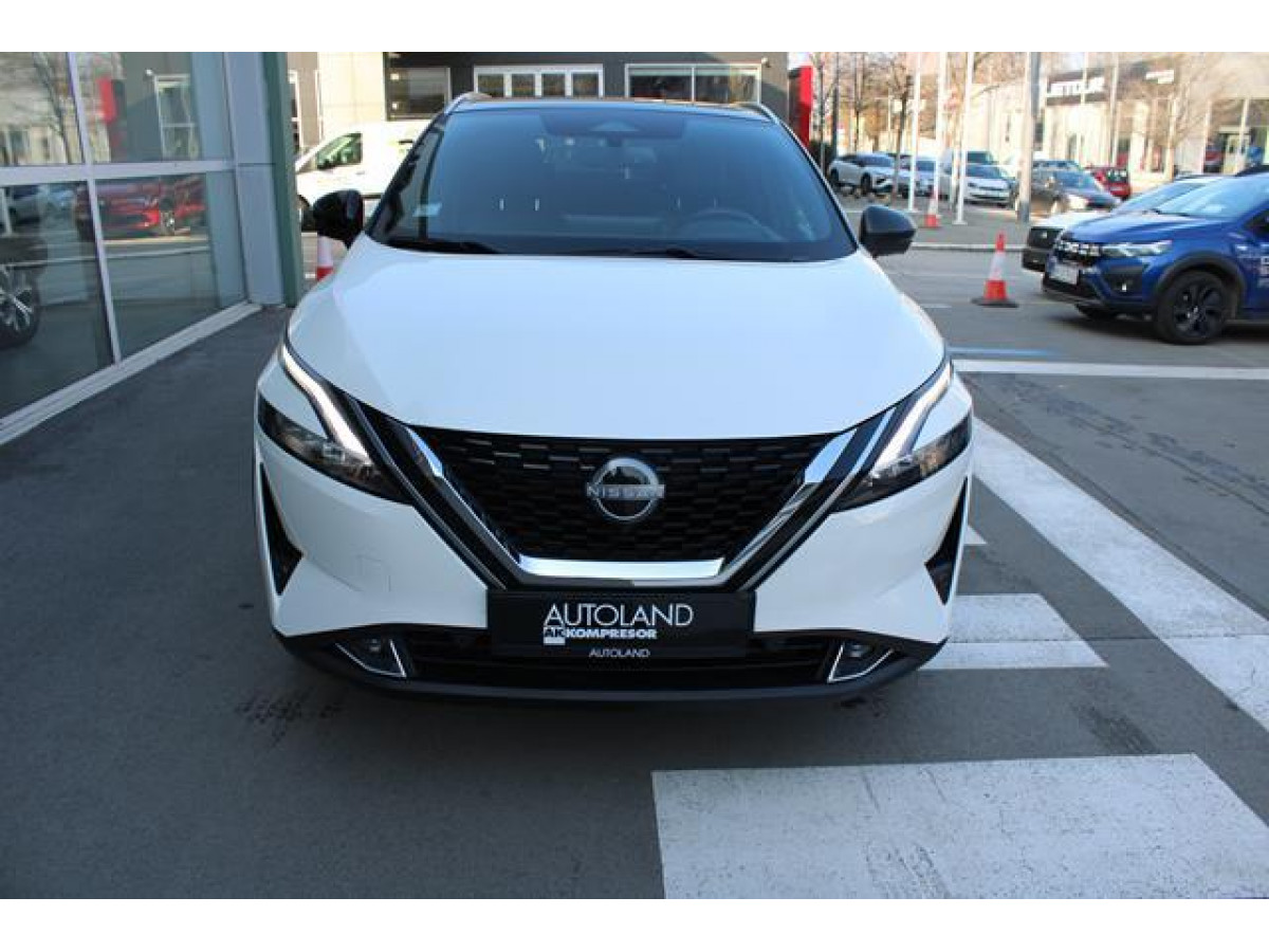 Nissan Qashqai 1.3 tCe HY.EDC TEKNA 