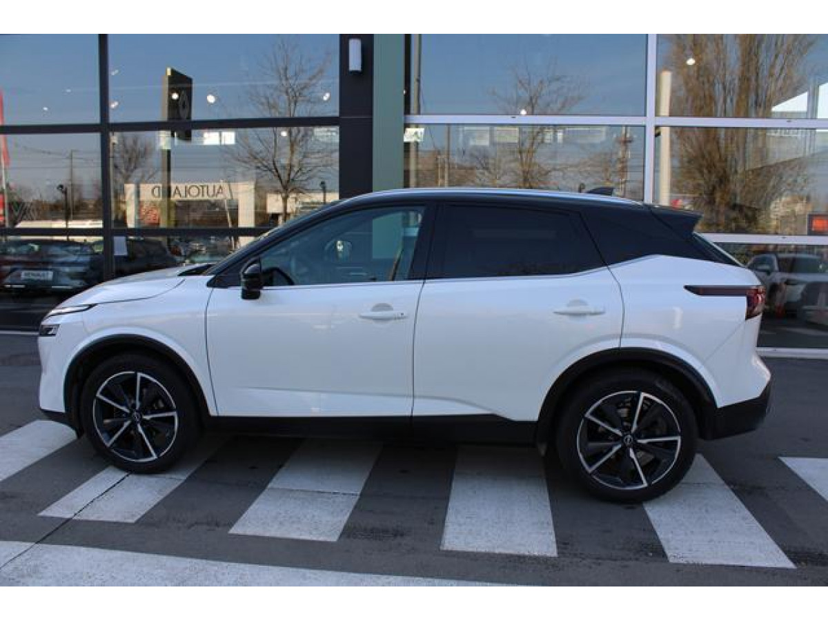 Nissan Qashqai 1.3 tCe HY.EDC TEKNA 