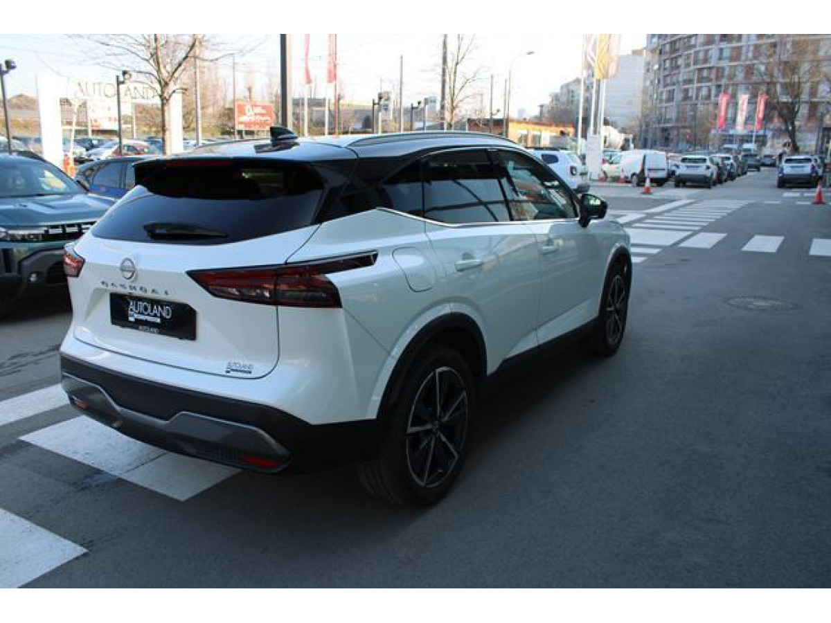 Nissan Qashqai 1.3 tCe HY.EDC TEKNA 