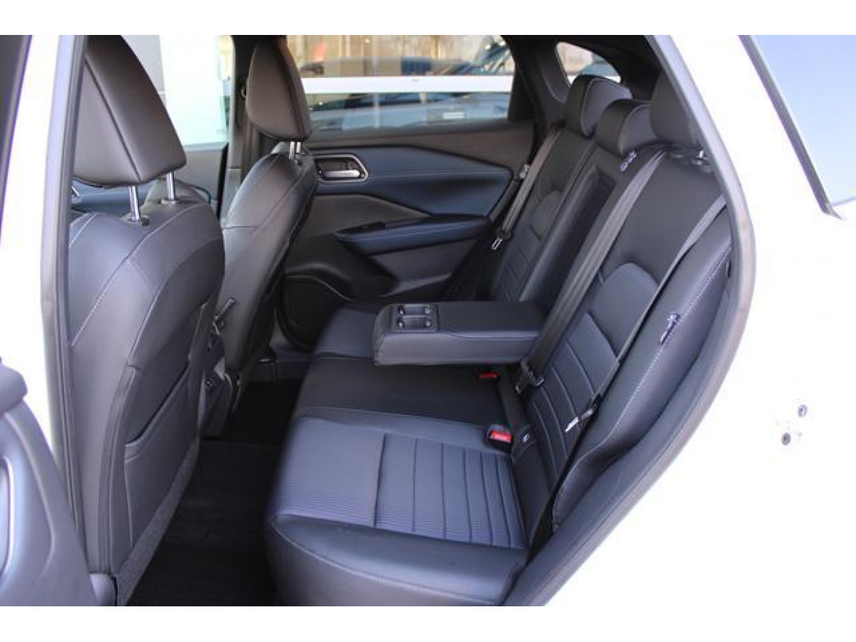 Nissan Qashqai 1.3 tCe HY.EDC TEKNA 