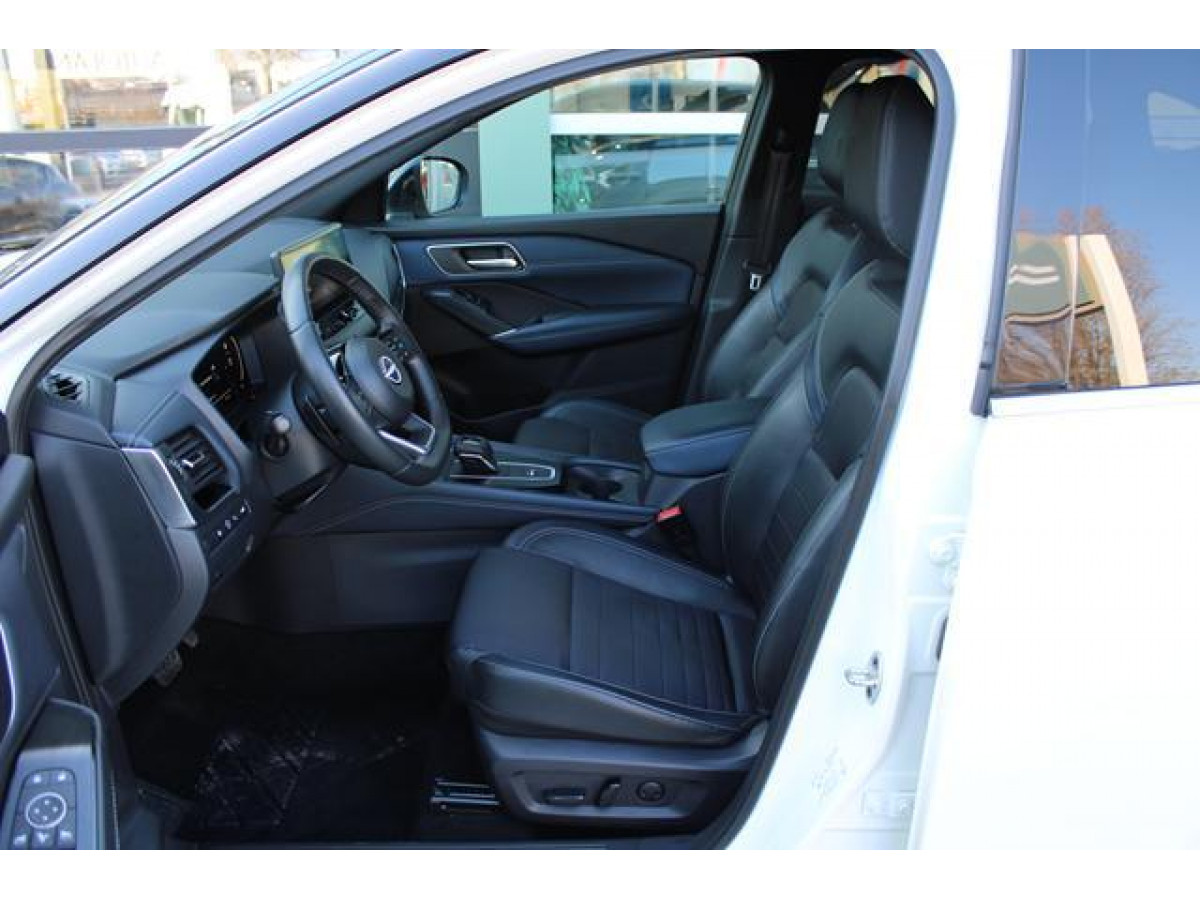 Nissan Qashqai 1.3 tCe HY.EDC TEKNA 