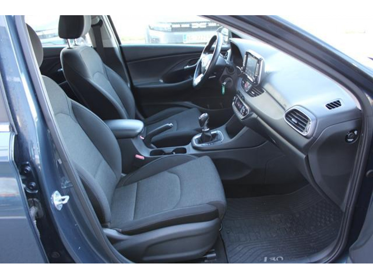 Hyundai i30 1.5 T-GDI 