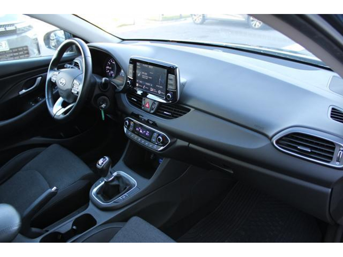 Hyundai i30 1.5 T-GDI 