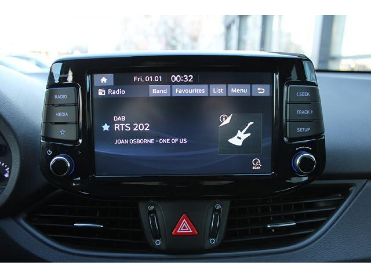 Hyundai i30 1.5 T-GDI 