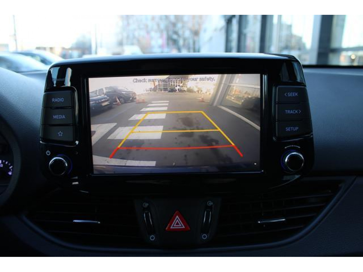 Hyundai i30 1.5 T-GDI 