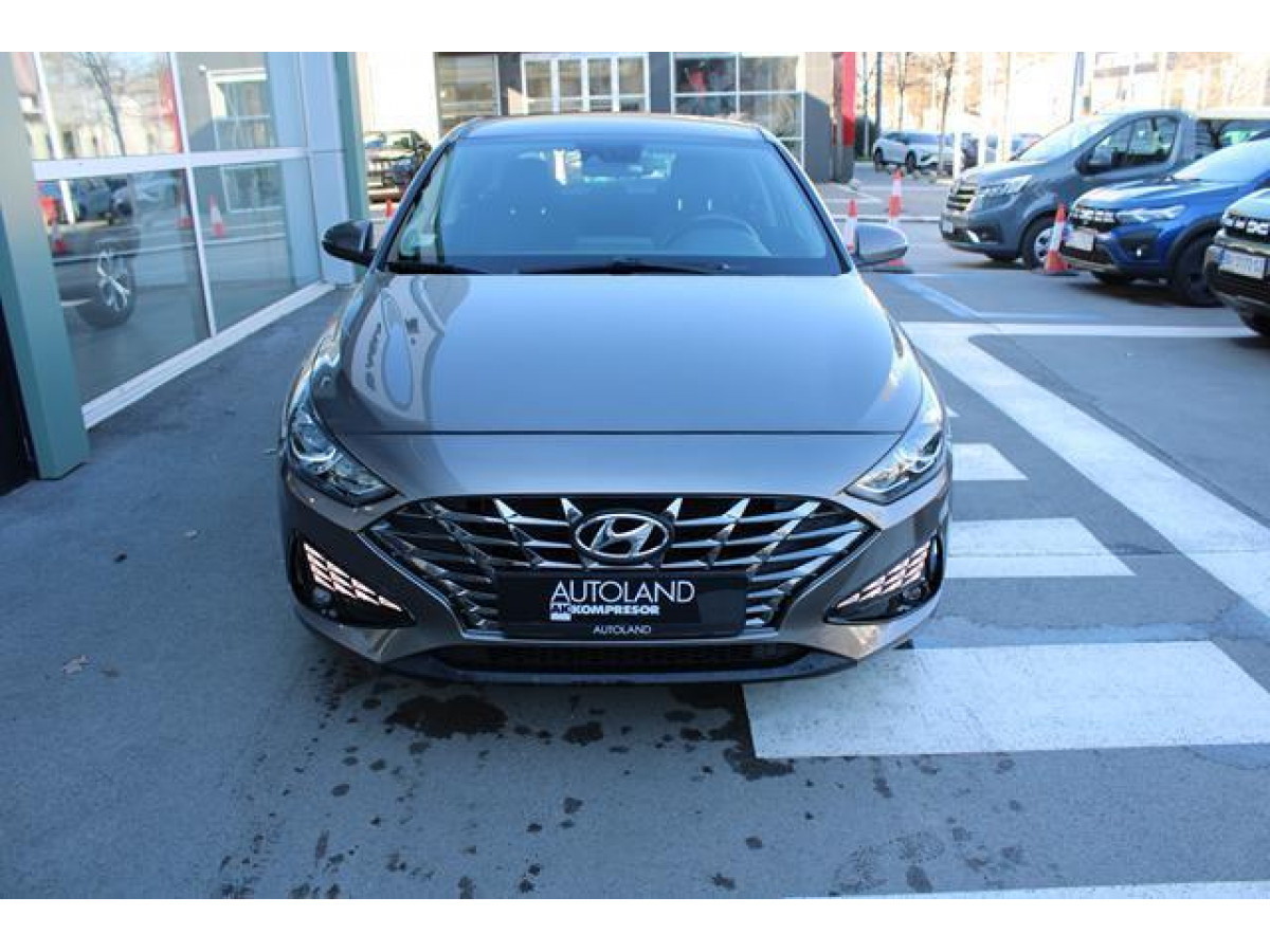 Hyundai i30 1.5 T-GDI 