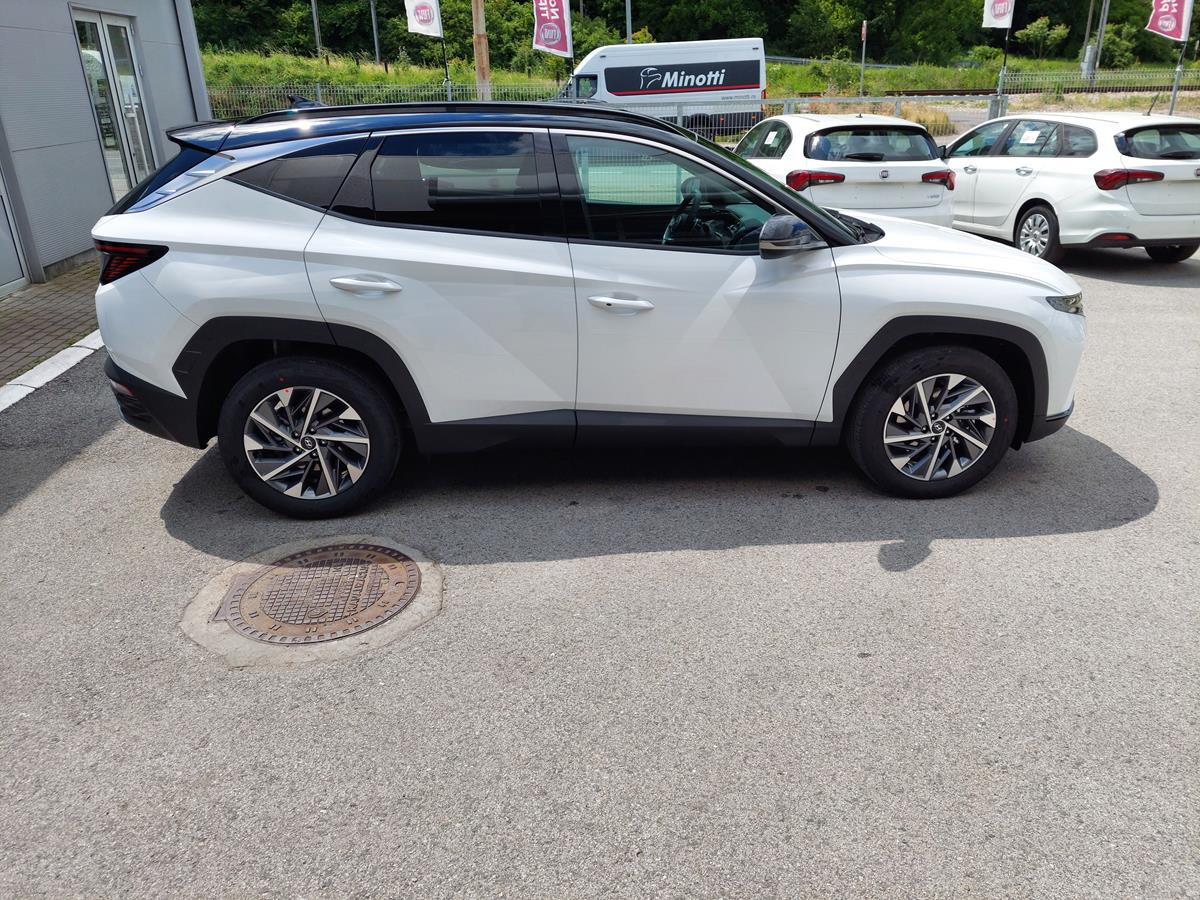 HYUNDAI TUCSON 1.6 T-GDI PREMIUM 7DCT 