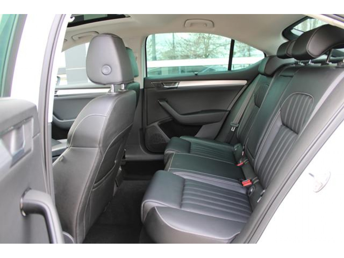 Škoda Superb 1.4 TSI AMBITION DSG 