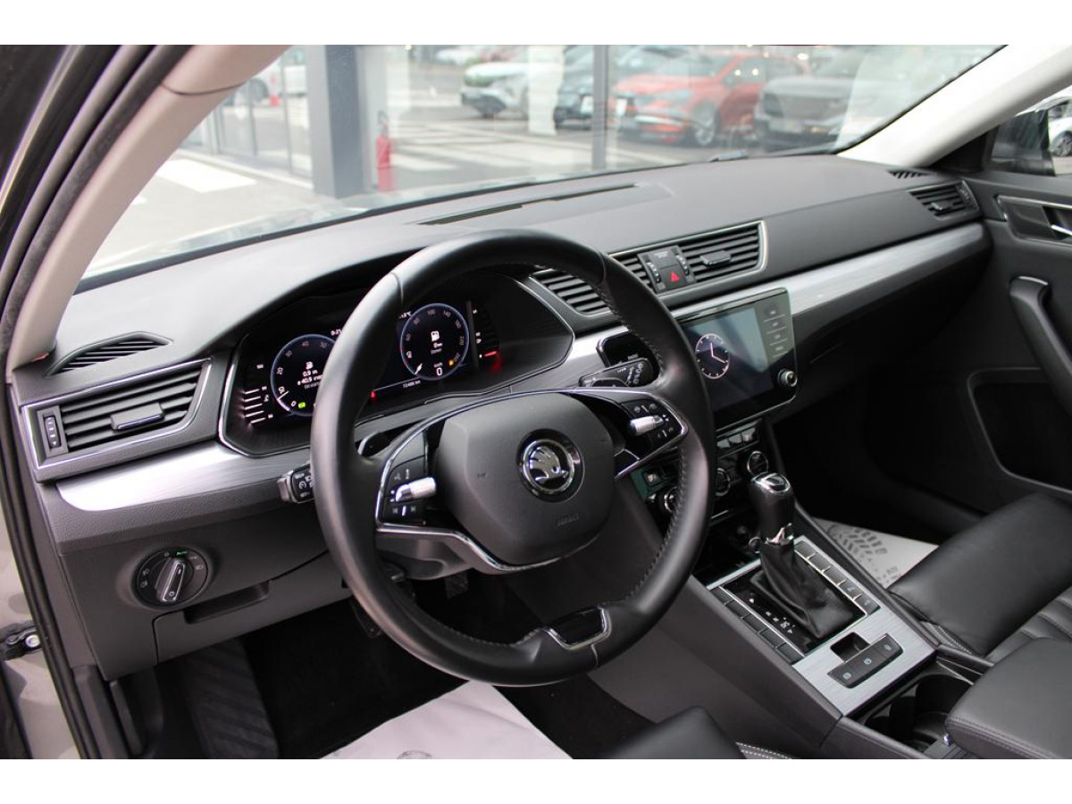 Škoda Superb 1.4 TSI AMBITION DSG 