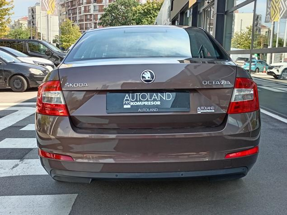 Škoda Octavia 1.6 TDI Style