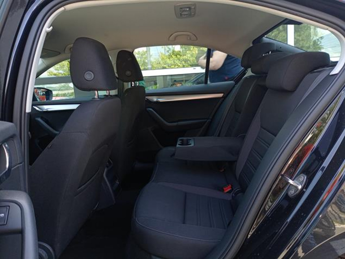 Škoda Octavia 1.6 TDI Ambition