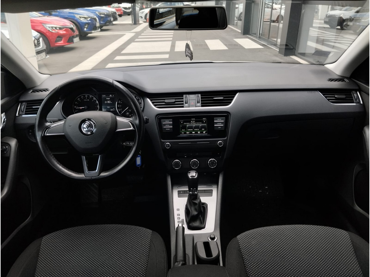 Škoda Octavia 1.6 TDI Ambiton DSG