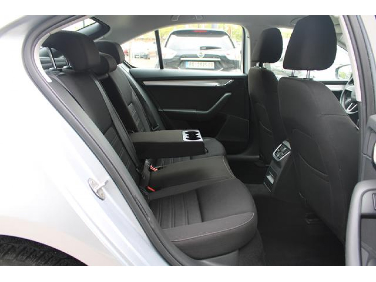 Škoda Octavia 1.6 TDI AMBITION 