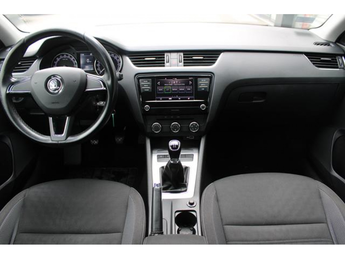 Škoda Octavia 1.6 TDI AMBITION 