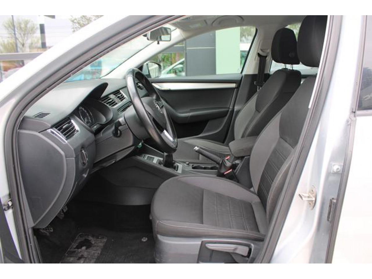 Škoda Octavia 1.6 TDI AMBITION 