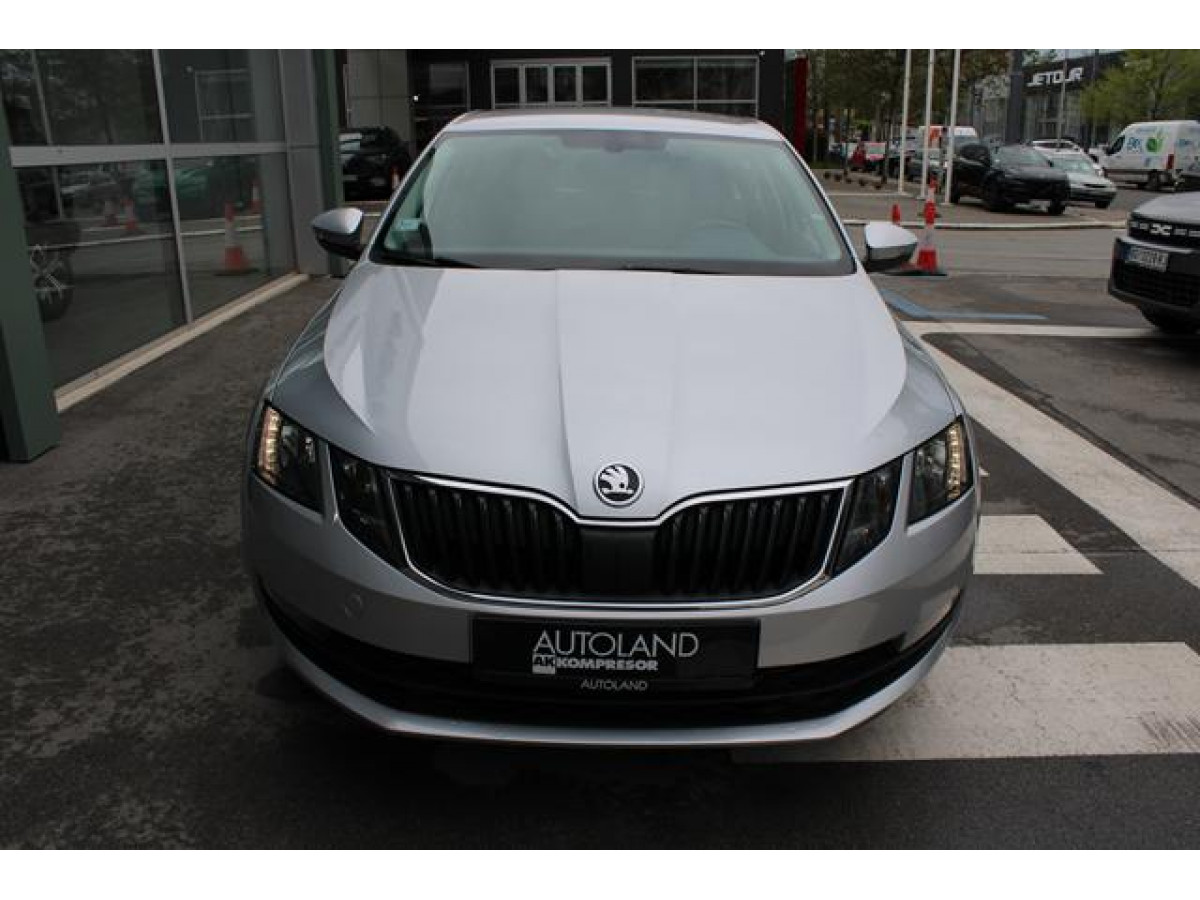 Škoda Octavia 1.6 TDI AMBITION 