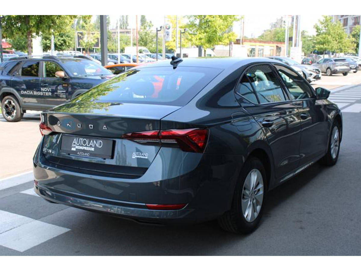 Škoda Octavia 2.0 A8 AMBITION TDI 