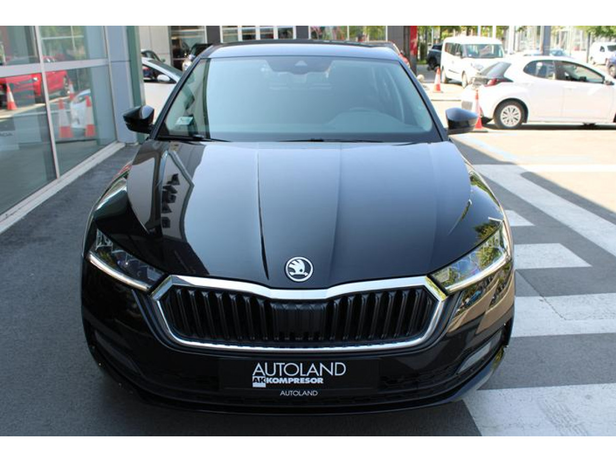 Škoda Octavia 2.0 A8 AMBITION TDI 