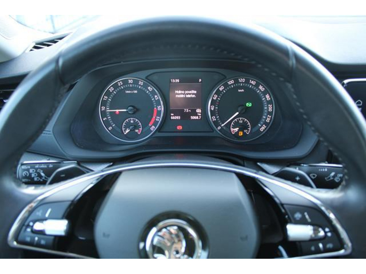 Škoda Octavia 2.0 TDI AMBITION DSG 