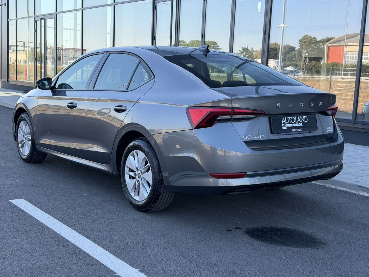 Škoda Octavia A8 AMBITION 2.0 TDI 