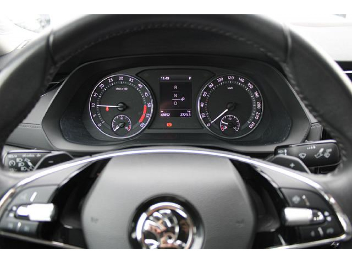 Škoda Octavia 2.0 TDI AMBITION DSG 