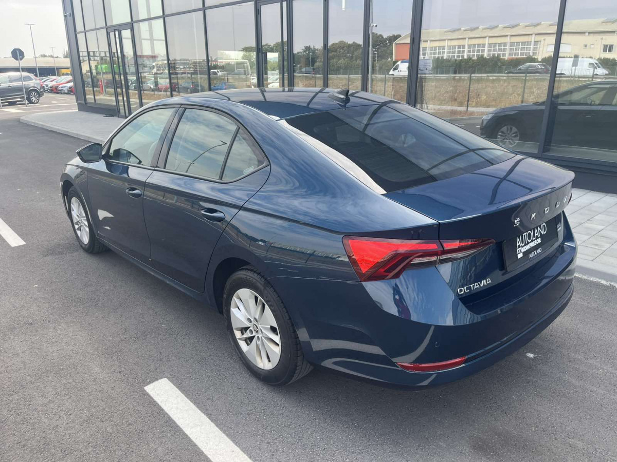 Škoda Octavia A8 AMBITION 2.0 DSG 