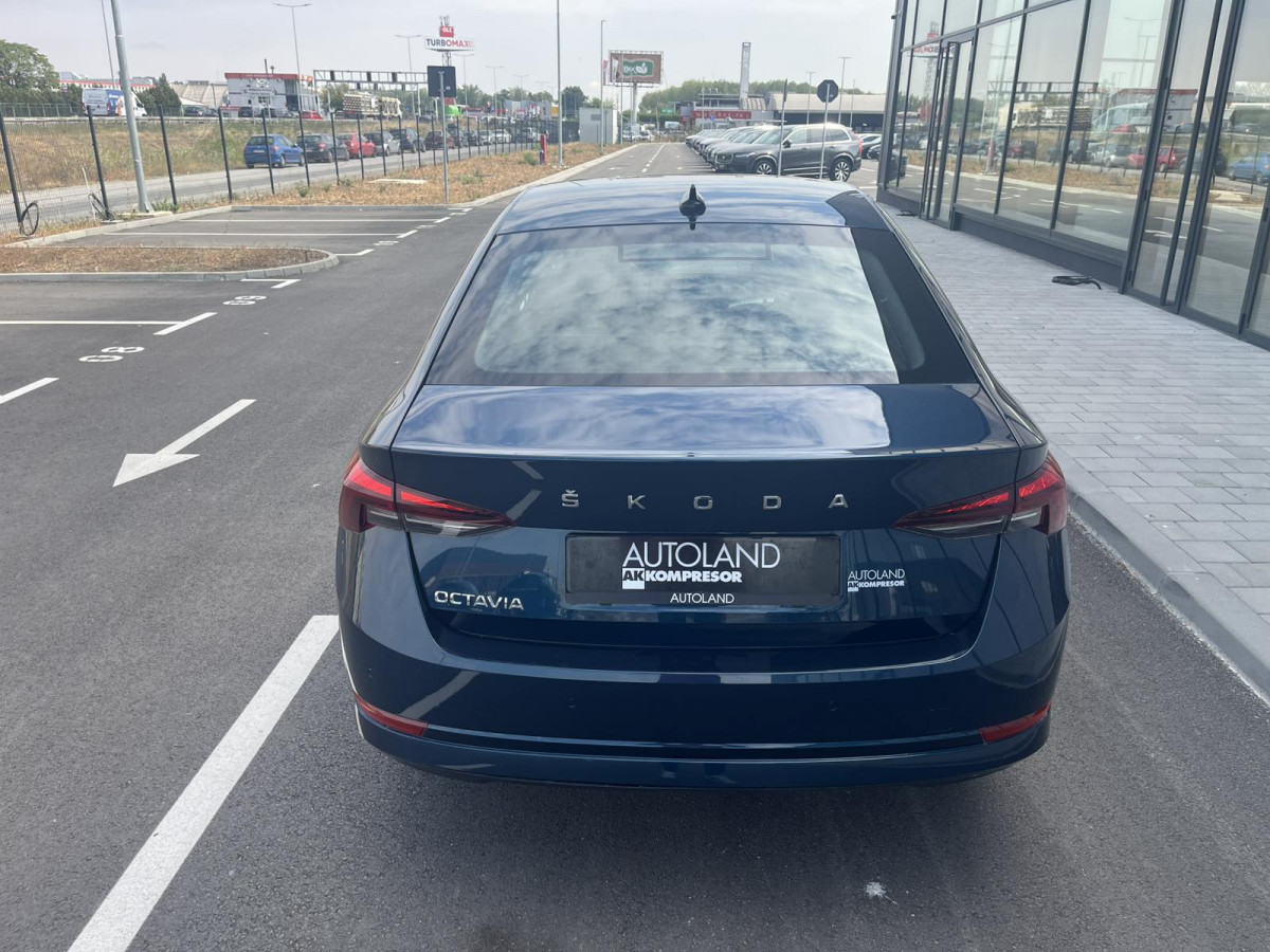 Škoda Octavia A8 AMBITION 2.0 DSG 