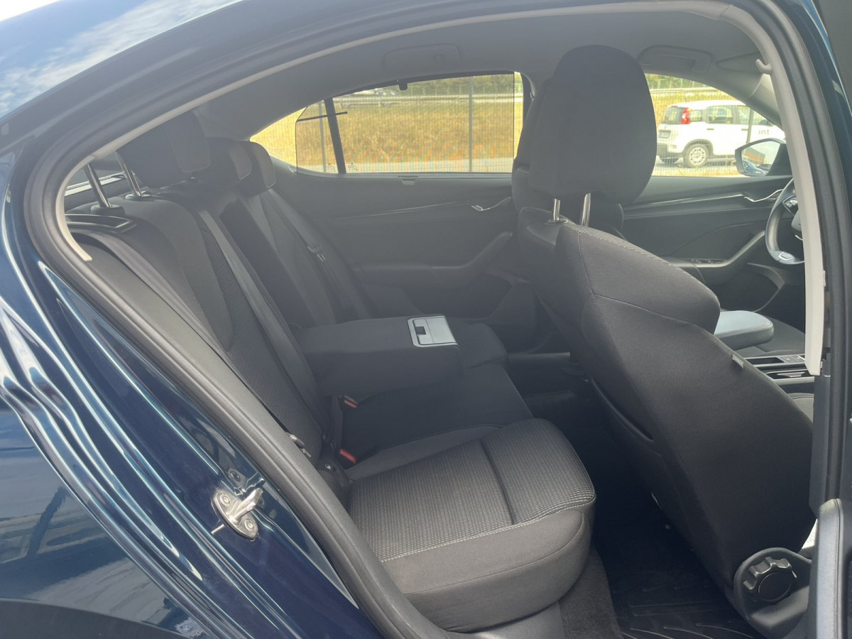 Škoda Octavia A8 AMBITION 2.0 DSG 