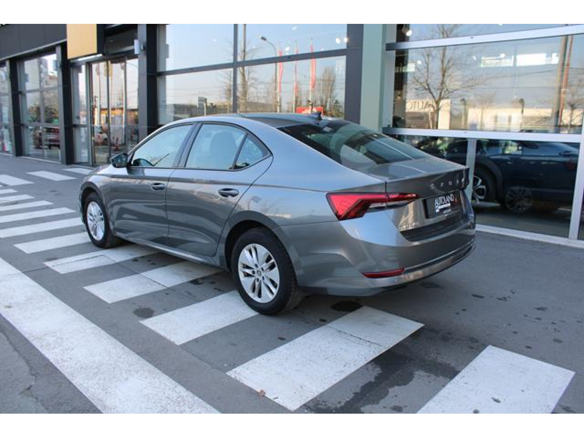 Škoda Octavia 2.0 TDI AMBITION DSG 