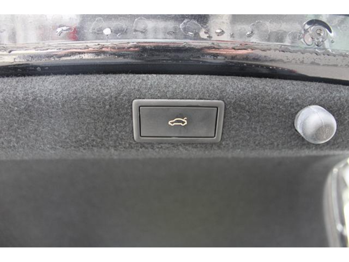 Škoda Superb 2.0 TDI AMBITION DSG 