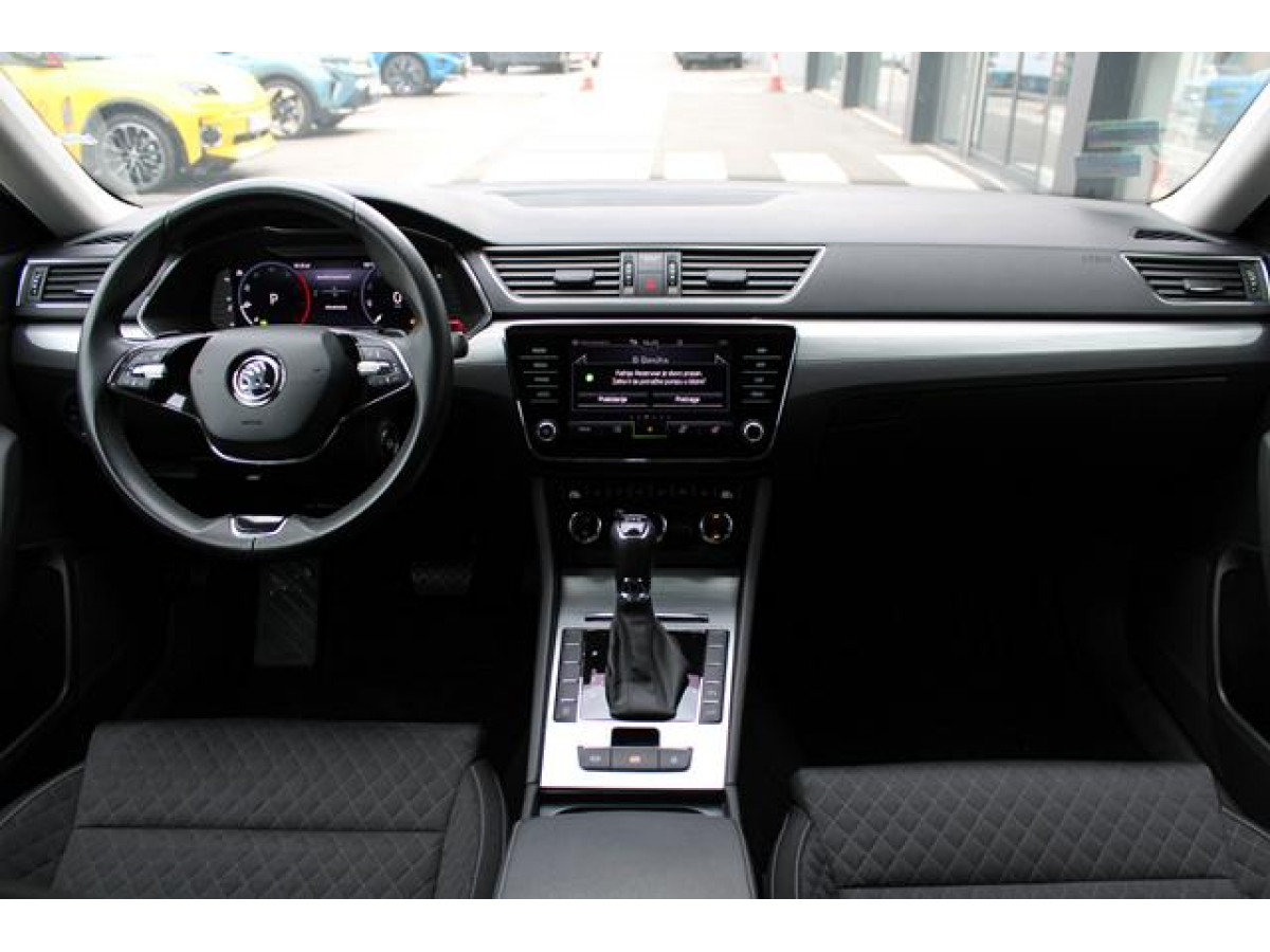 Škoda Superb 2.0 TDI AMBITION DSG 