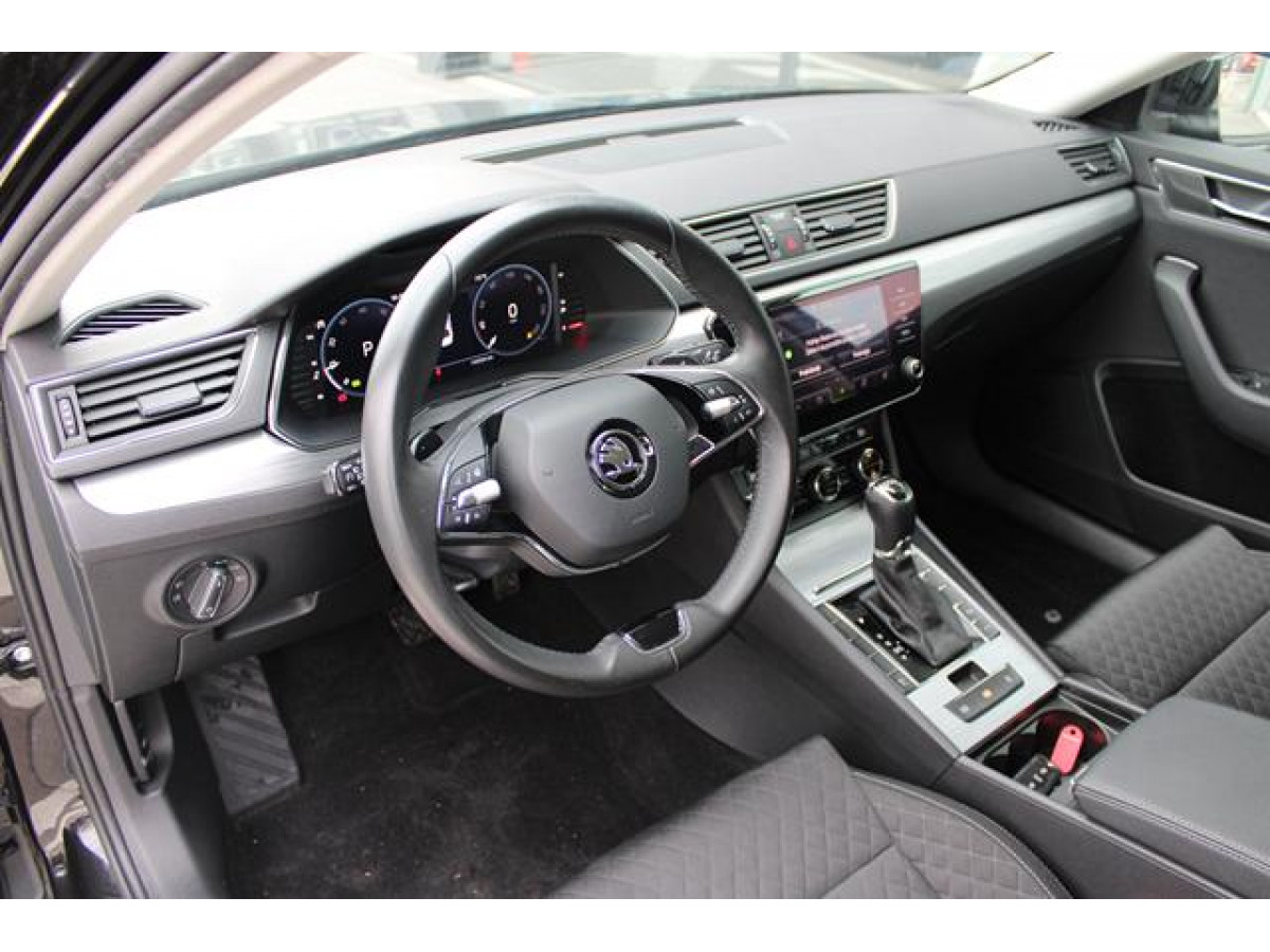 Škoda Superb 2.0 TDI AMBITION DSG 