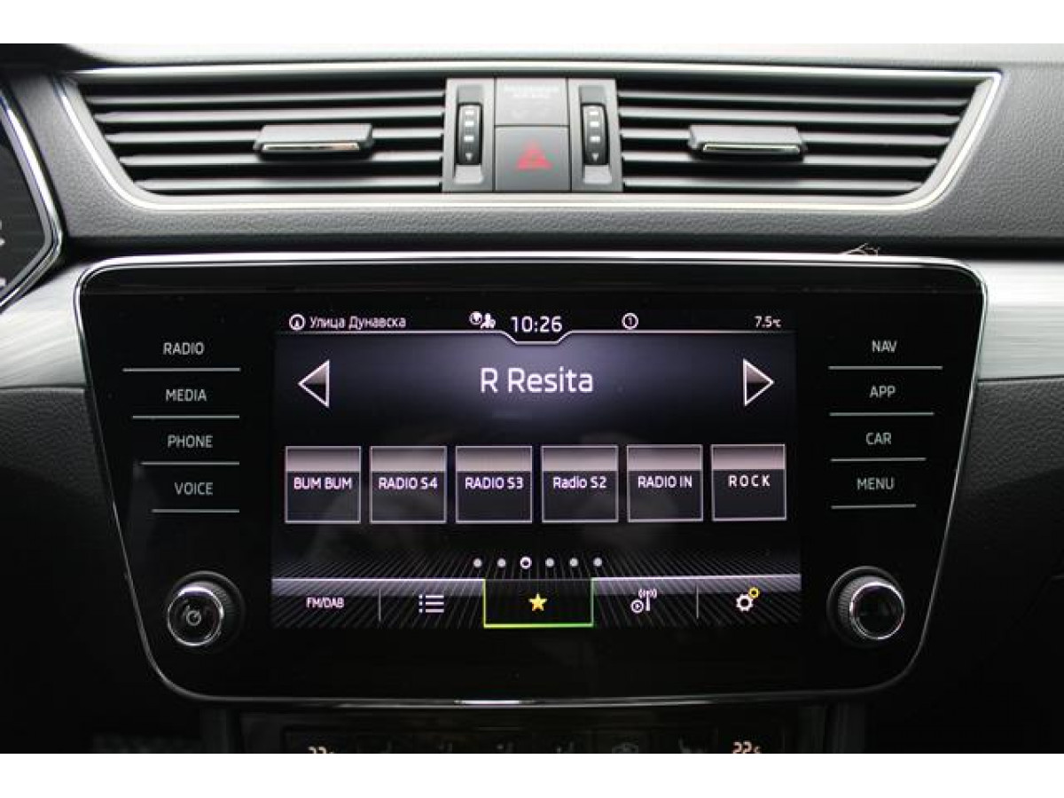 Škoda Superb 2.0 TDI AMBITION DSG 